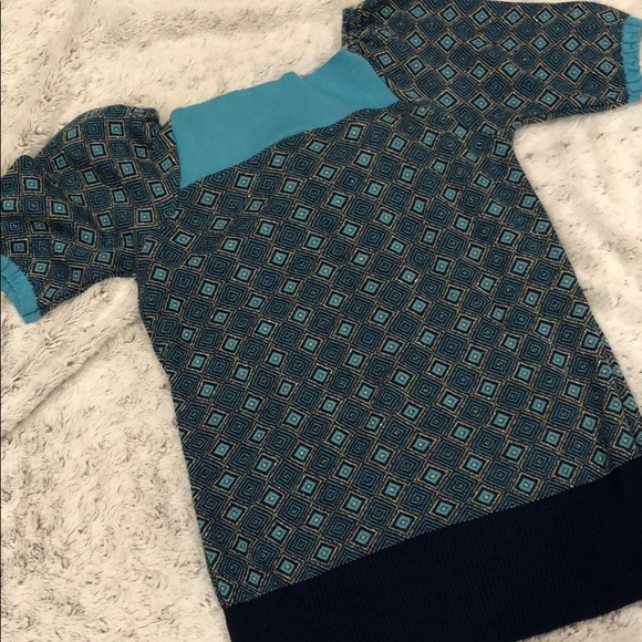 Day trip light weight sweater - Picture 4 of 4